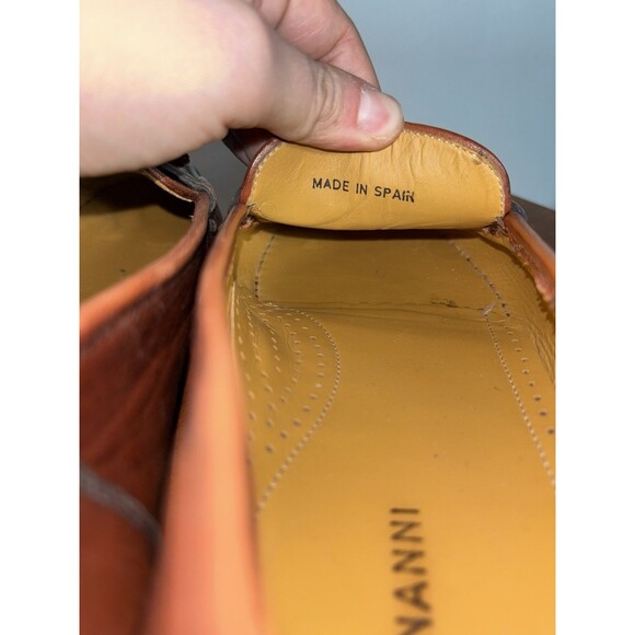 Magnanni Brown Leather Loafer Dress Shoes 9 Almond Toe Tassle 10265 Quiet Luxury main image 4